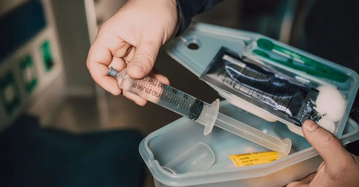 Kit de Santé pour Enfants: Que Prendre en Voyage?